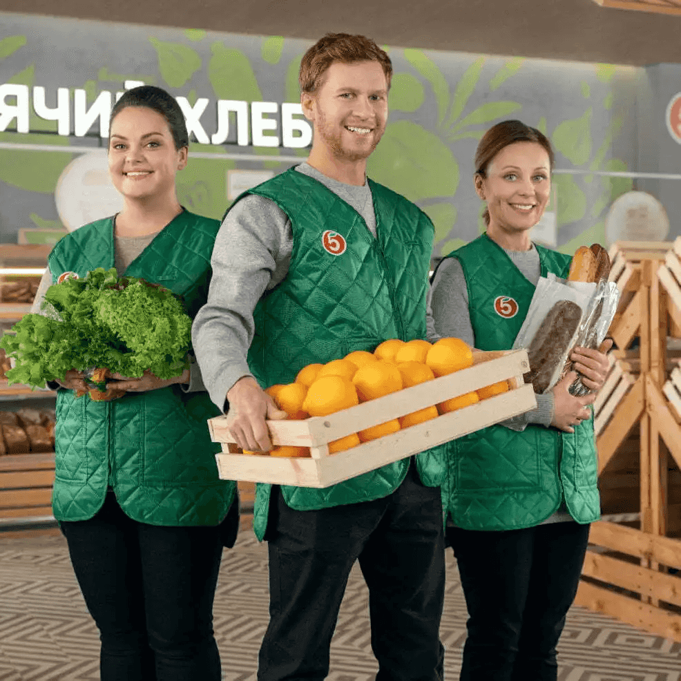 AdsTarget - Соискатели из ВК для Пятёрочки за 410₽